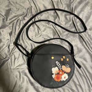 Embroidered purse